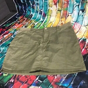 Riders by Lee midrise skirt/skort‎ plus size 16 olive green